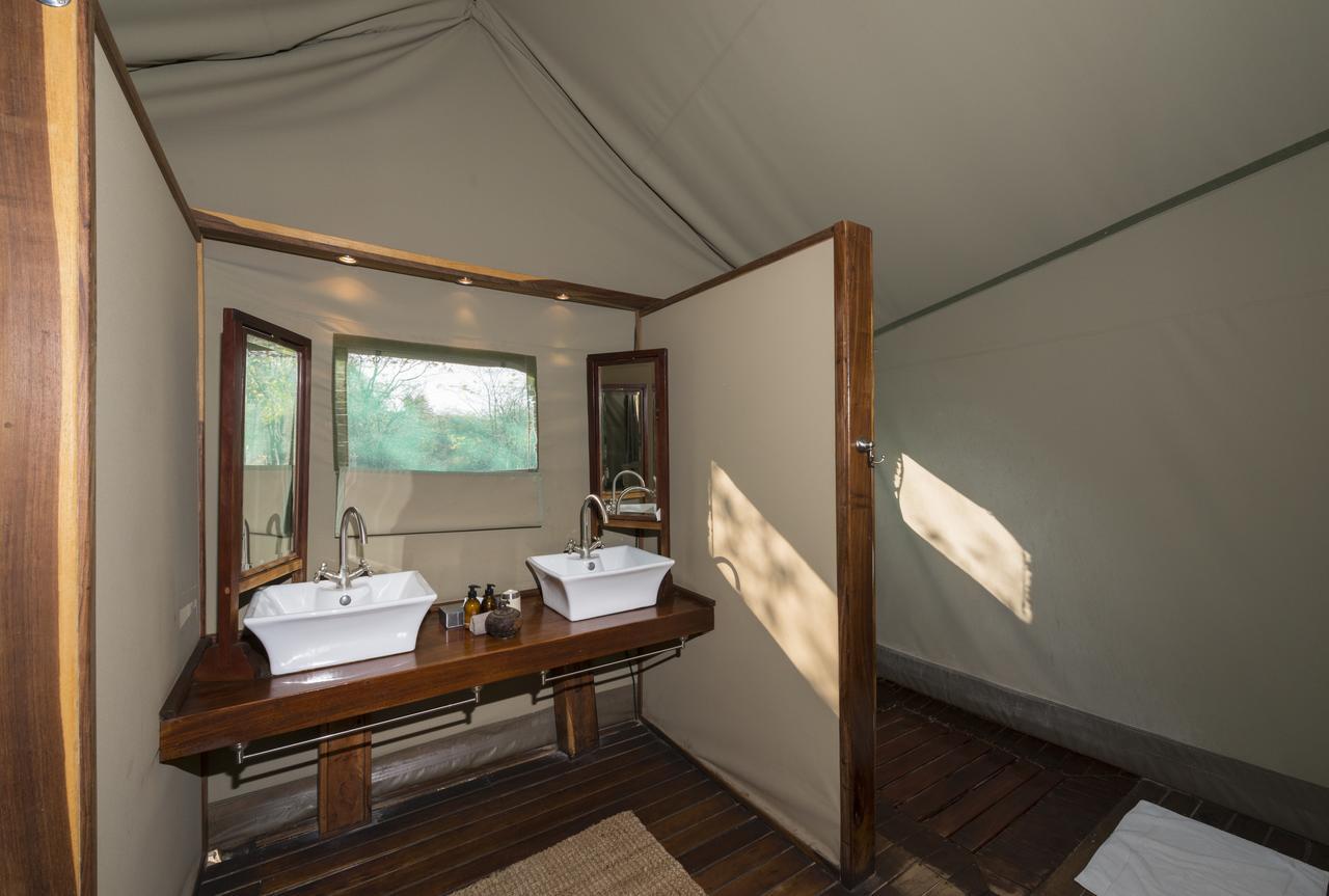 Ongava Tented Camp โอเคาเควโย ภายนอก รูปภาพ